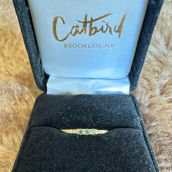 Jennie Kwon - Three Green Sapphire Equilibrium Ring (like new) - Picture 10 of 13